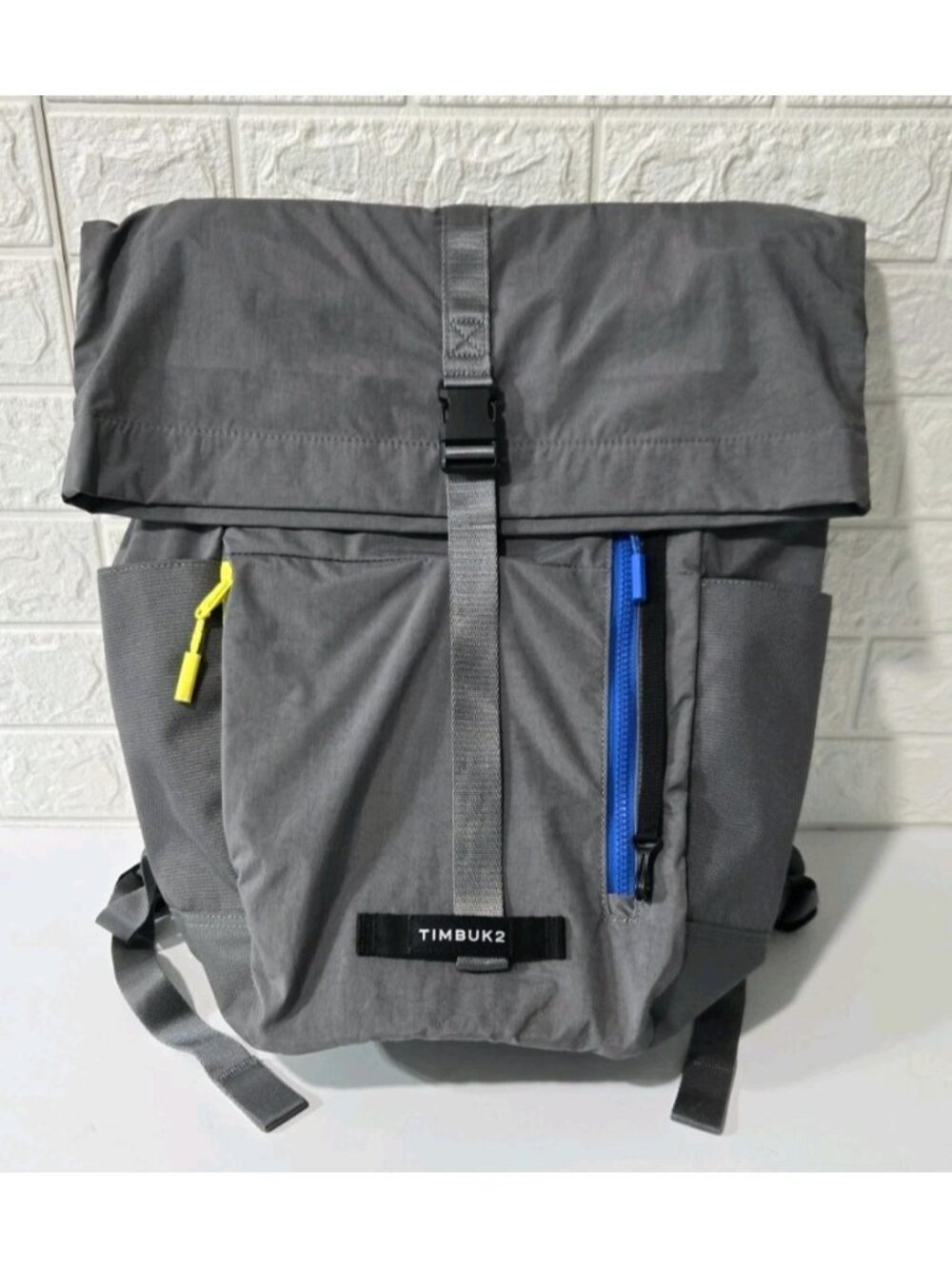 TIMBUCK2 Tuck Pack Roll Top Laptop Backpack Gray Excellent Condition